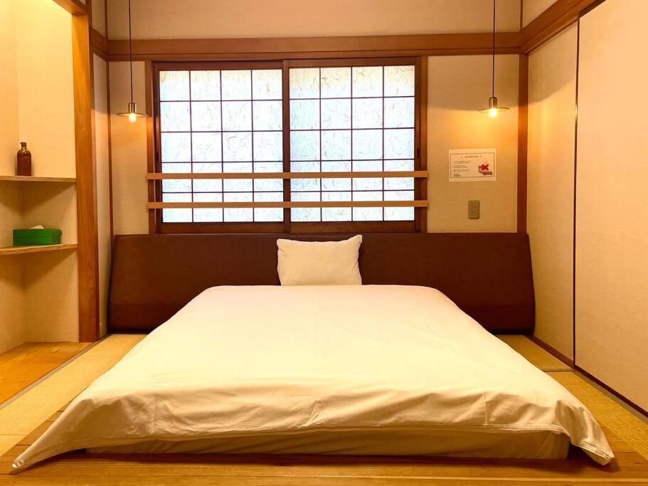 Color 日本橋【A】＊Max10名宿泊可能＊観光便利＊黒門市場近く＊Big Sale＊ Osaka Bagian luar foto